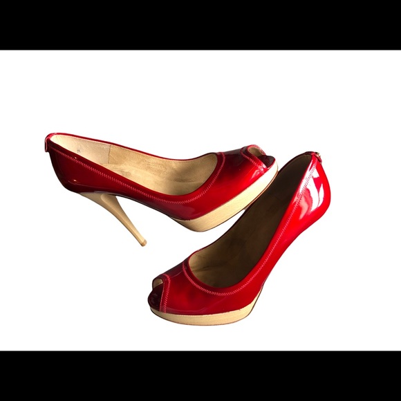 Stuart Weitzman Avignon Red patent Leather PeepToe Platform Heels w plastic box - Picture 3 of 7